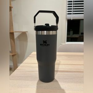 Stanley Flip Straw Tumbler